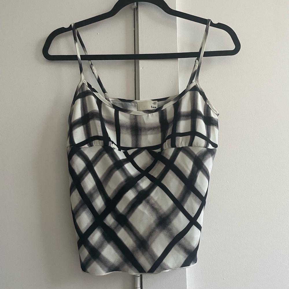 checkered aritzia top
